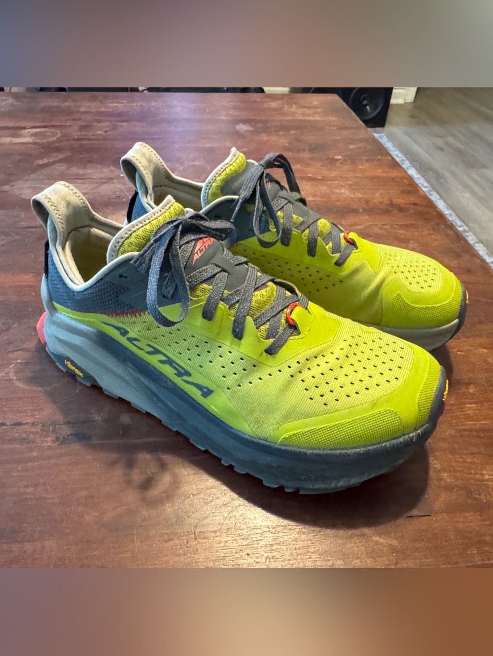 Altra Olympus 6 - men’s Sz: 13